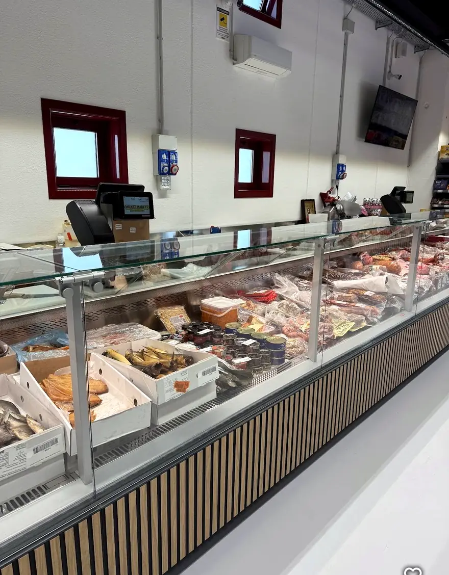 Il reparto del pesce affumicato